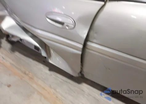 2008 Pontiac Grand Prix z USA, uszkodzony, nr VIN 2G2WP552781121674